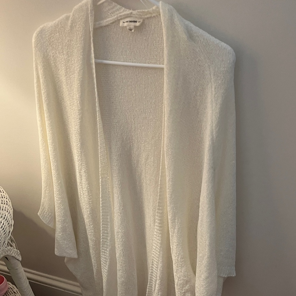 Eesome Women's Soft White Cardigan